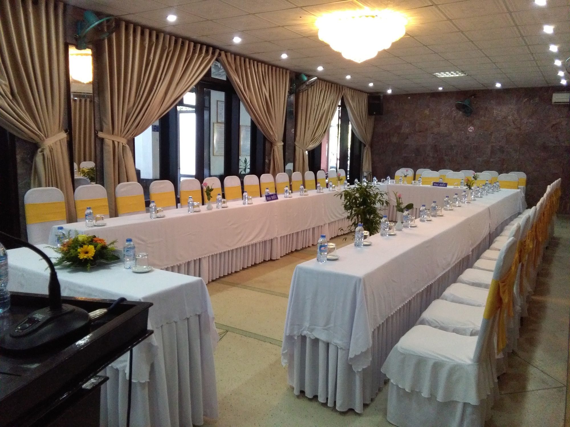 Song Huong Hue Hotel Esterno foto